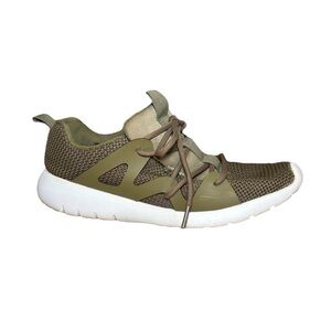H&M Divided Green and White Mesh Sneakers - 7.5 (38)